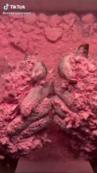 Tapping dust in water?! 🤔