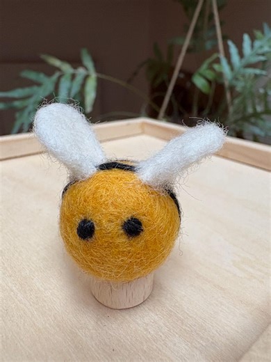 Bee - Felt Bee - Birthday Wreath - Seasons Wreath - Grimm - Seasons Ring - Gift - Handmade - Merino - Etsy UK