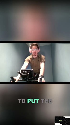 Indoor Cycling Screen Glitch? Let's Fix This Zwift Setup! #shorts