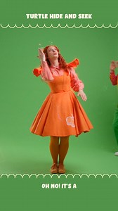 13K views · 129 reactions | Everyone’s favourite sign - TURTLE  (thanks Bluey) #EmmaMemma #ElvinMelvin #Signlanguage | Emma Watkins | Facebook