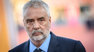 "Honte à ces riches": Luc Besson s'en prend aux plus fortunés qui s'opposent à une hausse d'impôts