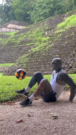 2M views · 10K reactions | Algún equipo interesado en contratar a The Black Alien project | Score | Facebook