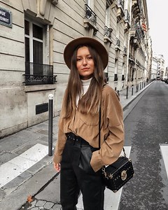 Esta camisa de Zara de 13 €  no nos gusta en la web pero es espectacular en esta instagramer