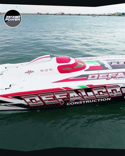 Defalco off the dock and on the move! Offshore Racing!