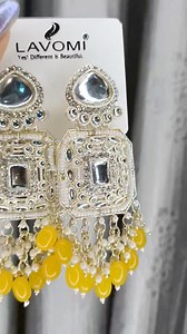 7.6K views · 75 reactions | ভীষণ কম দামে দারুন ডিজাইনের কুন্দান কানের Booking number - 081720 51581 #video #viralvideoシ #earings #kundanjewellery #jewelry #jewellery #jewelrydesigner #earing #bengsli #sale | Jui's collections | Facebook