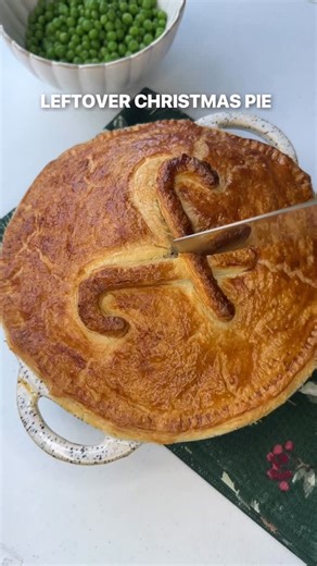 BORED OF LUNCH on Instagram: "Leftover Festive Pie 🥧 AD Boxing Day is all about comfort and using up those Christmas leftovers, and this festive Christmas pie will hit the spot. My kitchen is always chaos after hosting, but these @finishukofficial Ultimate Plus dishwasher tablets make cleanup a breeze. They are on offer at @tesco this week so now is the perfect time to stock up! Ingredients: - 1 puff pastry sheet - 1 egg, beaten For the pie mix: - 50g butter - 1 bag of sprouts, finely chopped -
