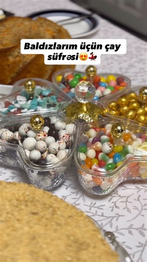 elnare.vlog on Instagram: "Qonaq getməkmi yoxsa qonaq qəbul etməkmi?😍 Mən qızım olandan sonra qonaq getməyi çoxda xoşlamıram😂😁 #çaysüfrəsi#qonaqpərvərlik#keşfet#önəçıxar#keşfettryiz#rusiya#azərbaycan"