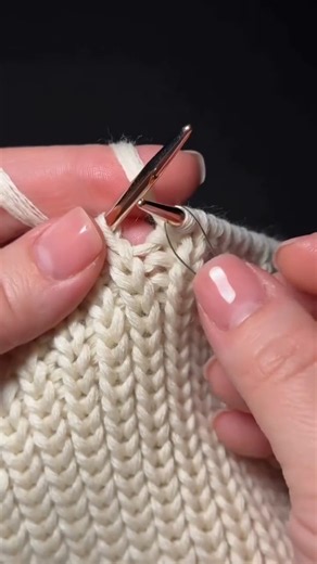 Easy DIY Chunky Ribbed Knitting Stitch Tutorial for Beginners