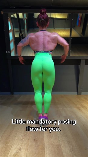 In the thick of offseason and really trying to keep posing in the loop here. One of my side poses is better than the other and I’m working on keeping my shoulders level while also trying not to stare in the mirror. The mirror ain’t there on stage so gotta get used to the feel of poses and being in the right position. 😩 #pose #ifbbpro #figurepro #bodybuilding #gym