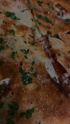 Getcha Stuffed❤️‍ Now offering a Personal 10” Stuffed Meat Pizza..Also..We are now offering a Stuffed Pizza with your choice of toppings. (16” ONLY) **Marinara Sauces Included** Available Now Vinnyspizzasc.com盧 843-818-2312 | Vinny's Pizza | Facebook