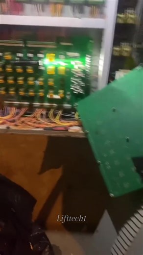 Replacing the maint board #elevator #elevatormechaniclife #lifttech #elevatorchallenge #bluecollar