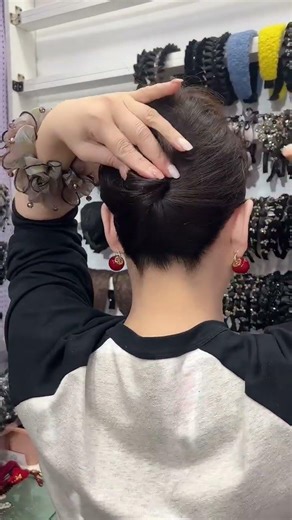 Simple and Beautiful Hairstyles" Hairstyle Tutorials "Headwear and Hair Accessories"