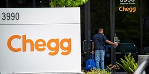 Chegg to Initiate Business Review Amid AI-Shift in Education Tech