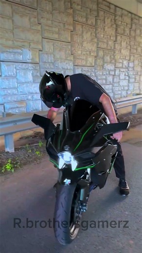 Kawasaki Ninja H2 FULL REV 🚀 The Supercharged Sound That Broke the Internet 🔥 #shorts #h2 #trending