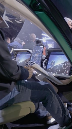 Hill revolutionises the digital cockpit interface 🚁✨#hillhelicopters | Hill Helicopters