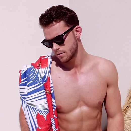 2.7M views · 37 reactions | Australia’s original Sand-Free Beach Towel. Made for no more sandy, sticky and uncomfy beach days. | Tesalate | Facebook