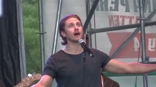 Aaron Tveit - Why God Why (Miss Saigon) (Live @ Elsie Fest 2