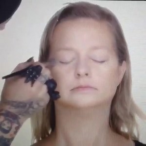 SHADE LIGHT TUTORIAL: contouring square/oval face on Melissa { watch entire tutorial on katvondbeauty.com/videos } | Kat Von D