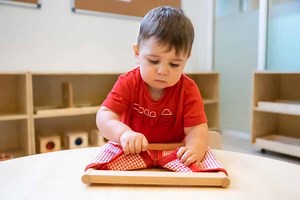 Montessori Daily Infant Routine | Montessori Academy