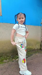 Tralalelo tralala 🤗 #tepyangvlog #tepyangworld #followerseveryonehighlights #highlightseveryone #fypシviralシ2024 #followerseveryone #viralreelschallenge #highlight #follower | Jhu Daii