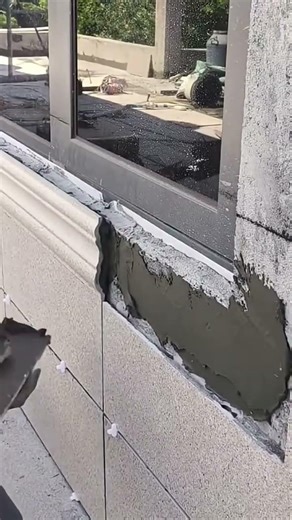 Installing aluminum panels on window frames #shorts #aluminum #construction