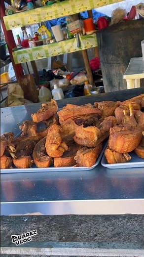 Probando el Verdadero Chicharrón Dominicano | Sabor Auténtico en la Costa Norte 🇩🇴🔥 #travel