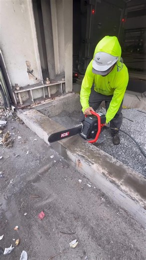 Concrete chainsaw action today @ Premier Concrete Concepts 🤙🏻 #concrete #concreteconstruction #CutIt | Jake Samery