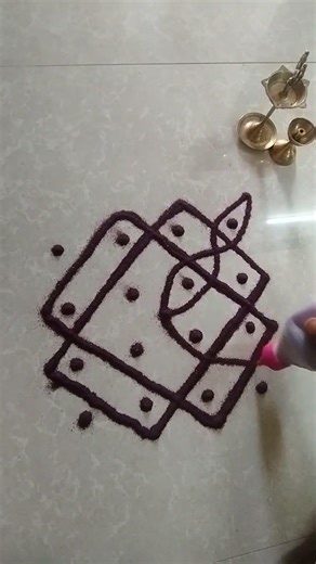 very simple kolam #shortfeed #shortvideo #shorts #rangoli #kolam #muggulu #indianart #youtubeshorts