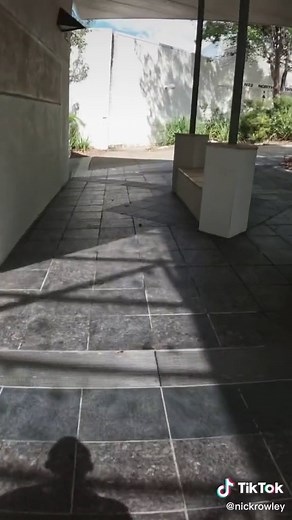 Security Escape Parkour POV