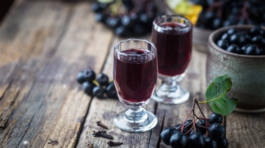 Recept za domaći liker od aronije koji osvežava i jača organizam