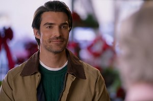 Peter Porte talks about his new film 'Yuletide the Knot' on UPtv