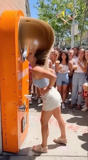 Magic Hair Machine Transforms Her Style!