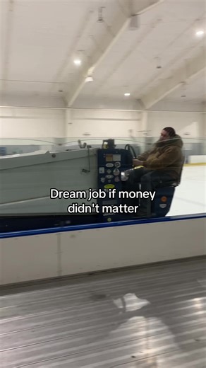 Bro knows not the shackles of mondern day stresses #dreamjob #fyp #foryou