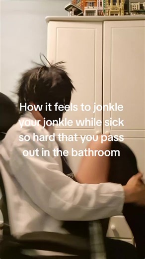 shitpost cos my previous post did horrible and I'm re uploading tomorrow #femboy #fyp #nerd #geek #cosplay #science #chemistry #memestiktok