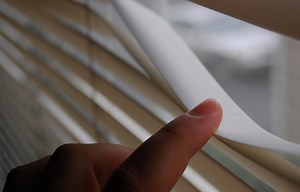 How to spy on your girlfriend, boyfriend, partner or spouse – Cool spy devices to help you catch them