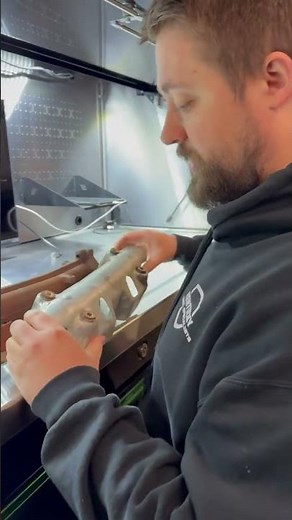 Duramax Tech Talk - Cracked Exhaust Manifold #mechanic #duramaxdiesel