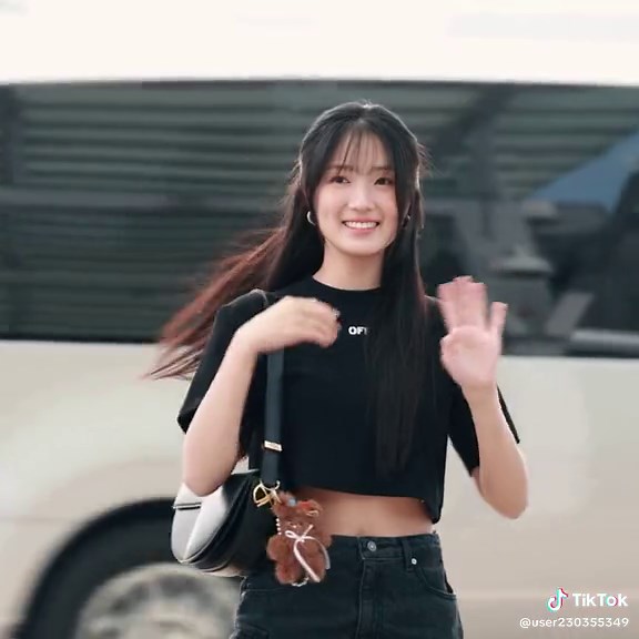 Kim Hye Yoon's Stylish Outfits in K-Dramas