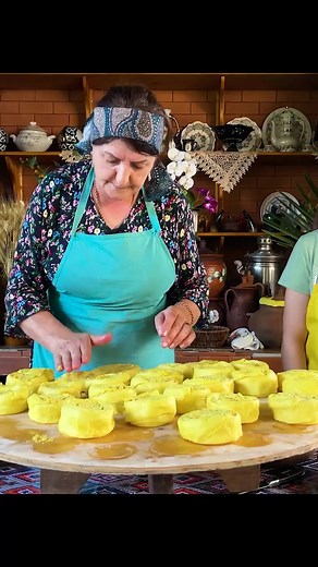 Grandma Cooks The Best Pastries of Traditional with Crispy and Mouthwatering Taste! #cook #cooking #food #recipes #cuisine #chef #grandma #rural #vlog #viral #fyp #fypシ #foryou #foryoupage #foryourpage #trending