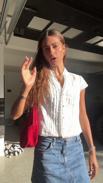 GRWM for a Date Night: Chaotic Outfit Assembly in 1m 37s