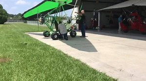 Building a REV in 30 seconds :-) www.EvolutionTrikes.com | Evolution Trikes