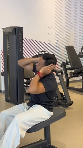  How to Perform Seated Row: 1️⃣ Sit tall, chest up. 2️⃣ Pull handles towards your torso. 3️⃣ Squeeze shoulder blades together. 4️⃣ Control on the way back. Perfect posture = maximum results!  #FitnessTips #SeatedRowForm | AF Aeon Bukit Indah | Facebook