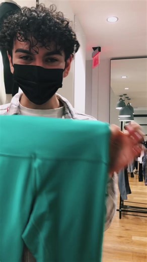 How to Tie the Infinity Drawstring in Your Lululemon Leggings Tutorial