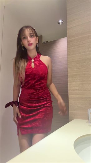 chinese dress today ❤️