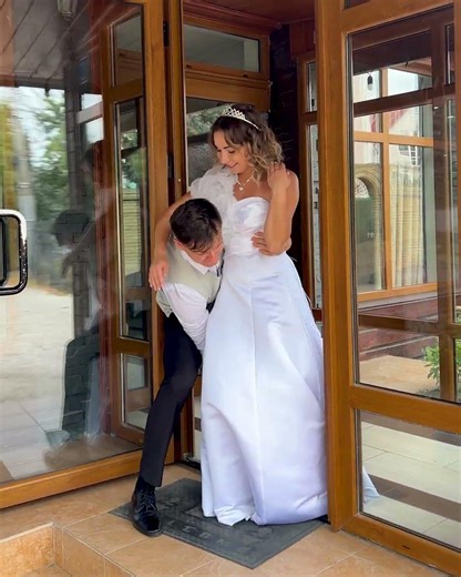 The Bride Changed Everything at the Last Second 😳