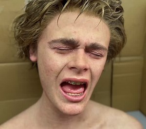 BRING HER BACK…#makeupartist #cinema #scifi #makeuptutorial #entertainment #horrormovies #specialmakeupeffects #eerie #creepy | Make-up Effects Group