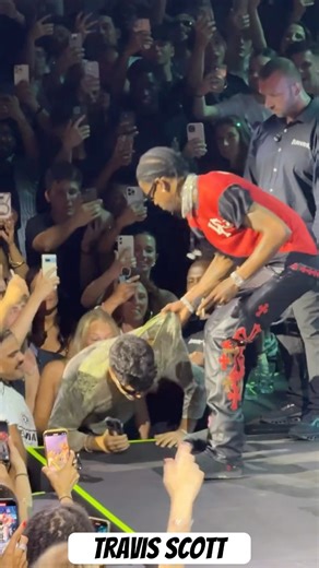 Travis Scott FE!N Dancing #travisscott #dance #music