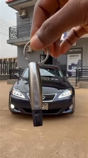 KADUNA_AUTOMOBILE_PLUG on Instagram: "VERY CLEAN NIGERIAN USED 2008 LEXUS IS250 KEYLESS ENTRY AMBIENT LIGHT TESLA SCREEN 🏷️: 8,800,000 ONLY 📍: KADUNA 🇳🇬 ORIGINAL DUTY PAID ✅ NATIONWIDE DELIVERY 🚚"