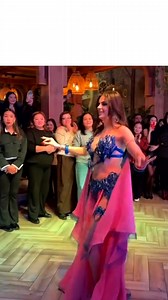 This dancer stunned with her provocative dance, but although she was showered with applause, none of it came from the men. | Positive