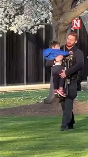 Watch Secret Service Catch Kid Who Slipped Through White House Fence
