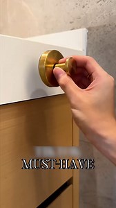  Wave goodbye to flimsy over-the-door wreath hooks! It’s time to elevate your holiday decor with our game-changing suction cup hooks! ✨ These sturdy hooks can hold up to 15 pounds, making them perfect for showcasing your stunning holiday wreath. Great for fall decorating, Christmas decorating, Thanksgiving decorating, plus SO MUCH MORE! Get ready to impress your guests and make your home festive without the hassle! | Superioir | Facebook